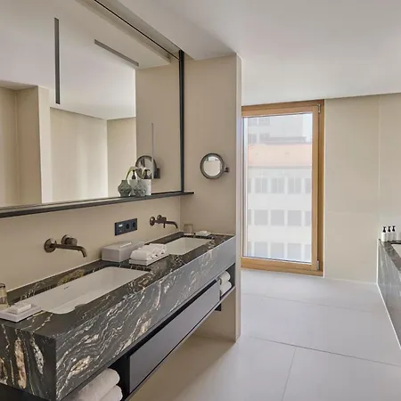 Koenigshof, A Luxury Collection Hotel, 5* München