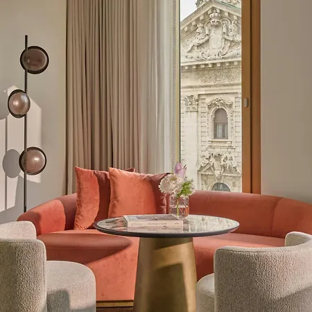 Koenigshof, A Luxury Collection Hotel, Hotel München